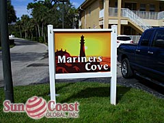Mariners Cove Community Sign